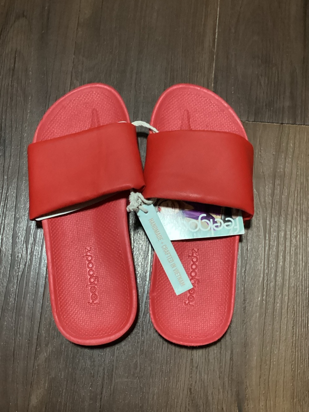 Feelgoodz Casual Red Slide Sandals by Freego - Easy Slip-On Comfort Sz 8-9 (NWT)